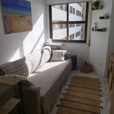Encantador Apartamento Frente A La Playa Victoria Apartman Cádiz